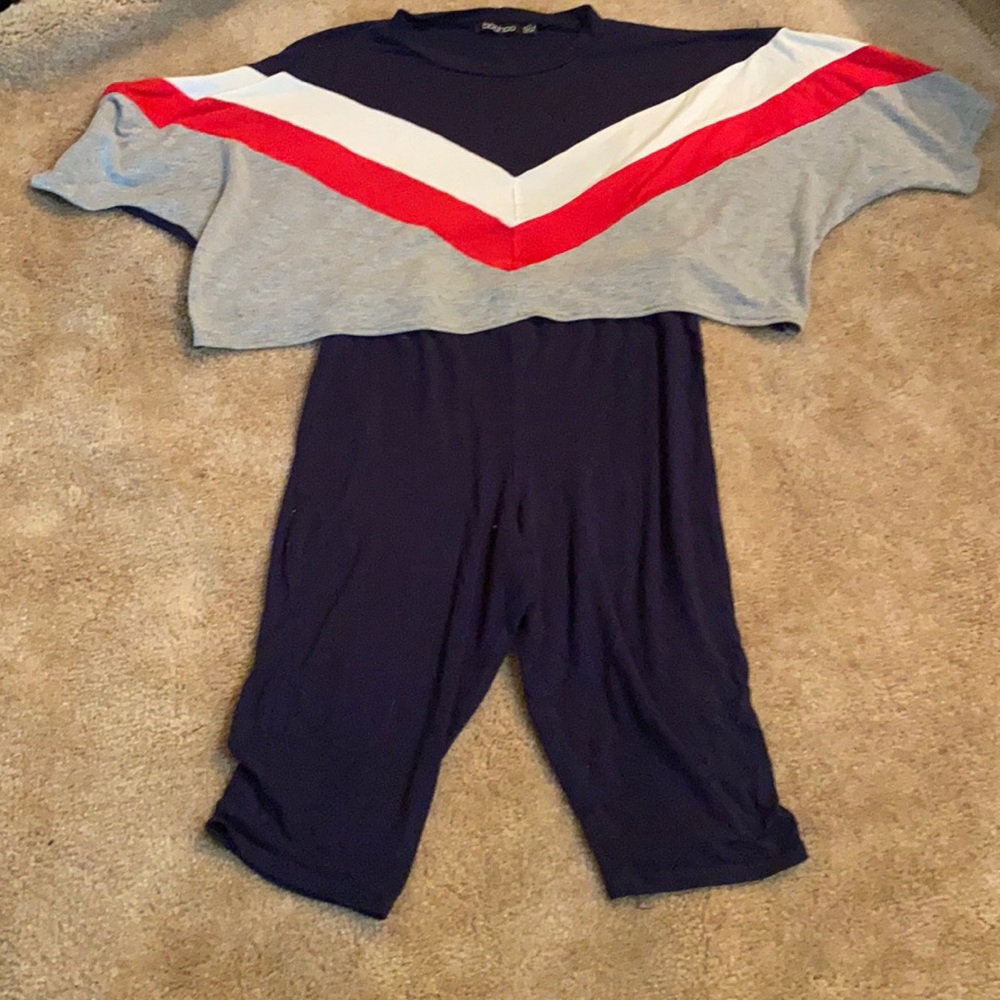 Boohoo biker short set